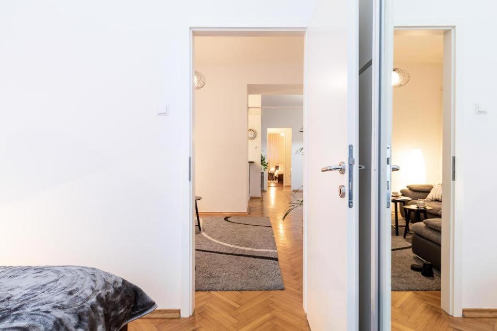 Lea And Maks'S City Apartment Urban Stay Zagreb Exterior foto